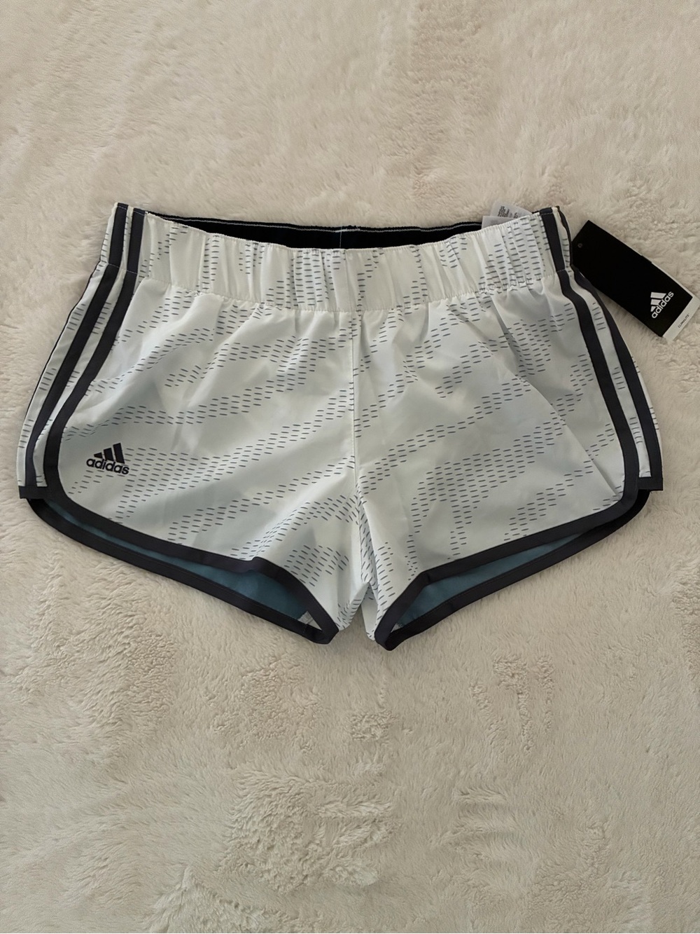 NWT Adidas running shorts 🔥